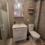 Apartment F2 Hypercentre Terrasse Talleyrand Reims