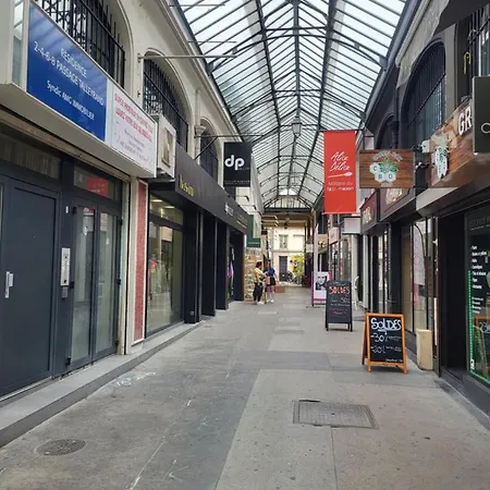 Apartament F2 Hypercentre Terrasse Talleyrand Reims