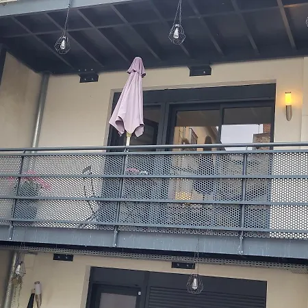 F2 Hypercentre Terrasse Talleyrand *